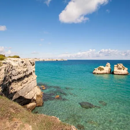 Poesia 50 M Dal Mare Con Giardino E Parcheggio